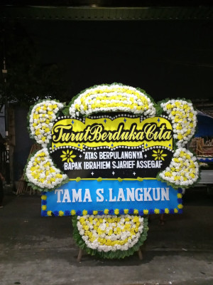 Papan Bunga Duka di Langowan Timur